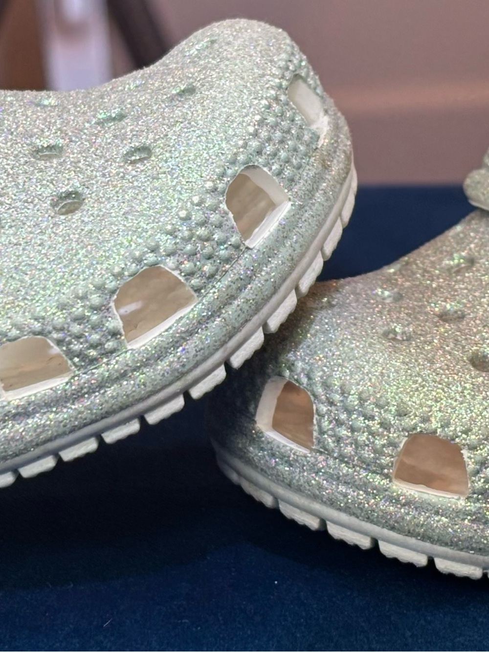 CROCS Kids Glitter Clog in Iridescent Silver C4